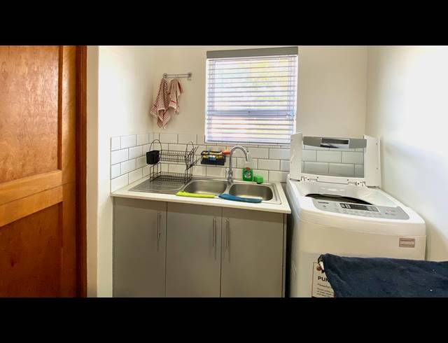 4 BEDROOM HOUSE FOR SALE IN DWARSKERSBOS